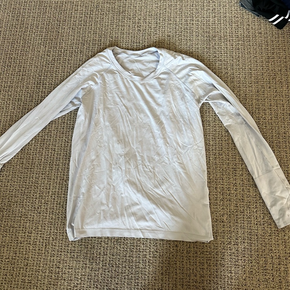 NO LONGER IN PRODUCTION Light purple Lululemon Swiftly Tech